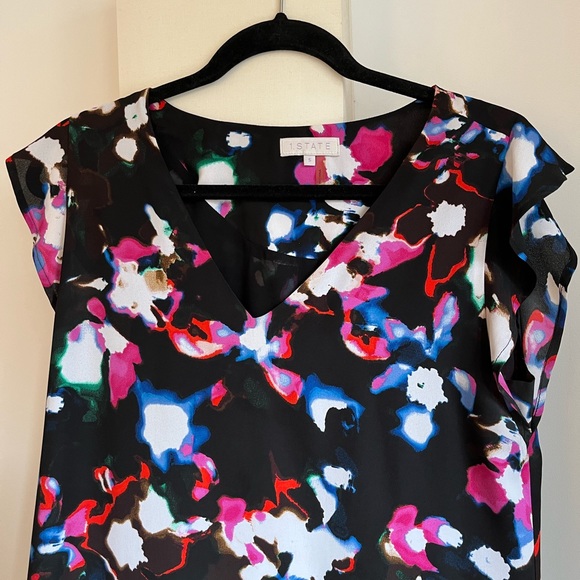 1. State Floral VNeck Short Sleeve Dress - Small - Picture 4 of 6